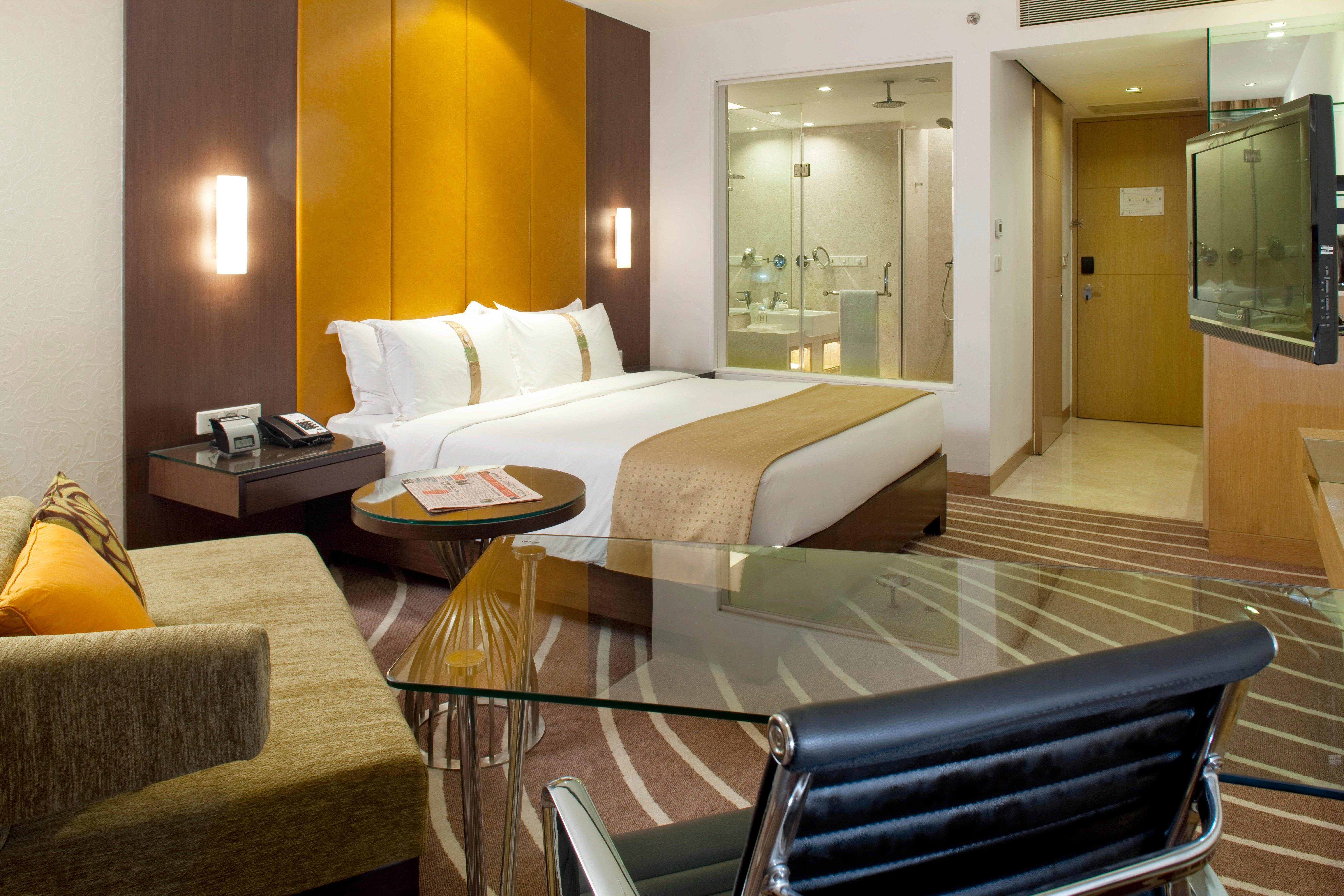 Holiday Inn Mumbai International Airport By Ihg Exteriér fotografie A typical room at the Holiday Inn