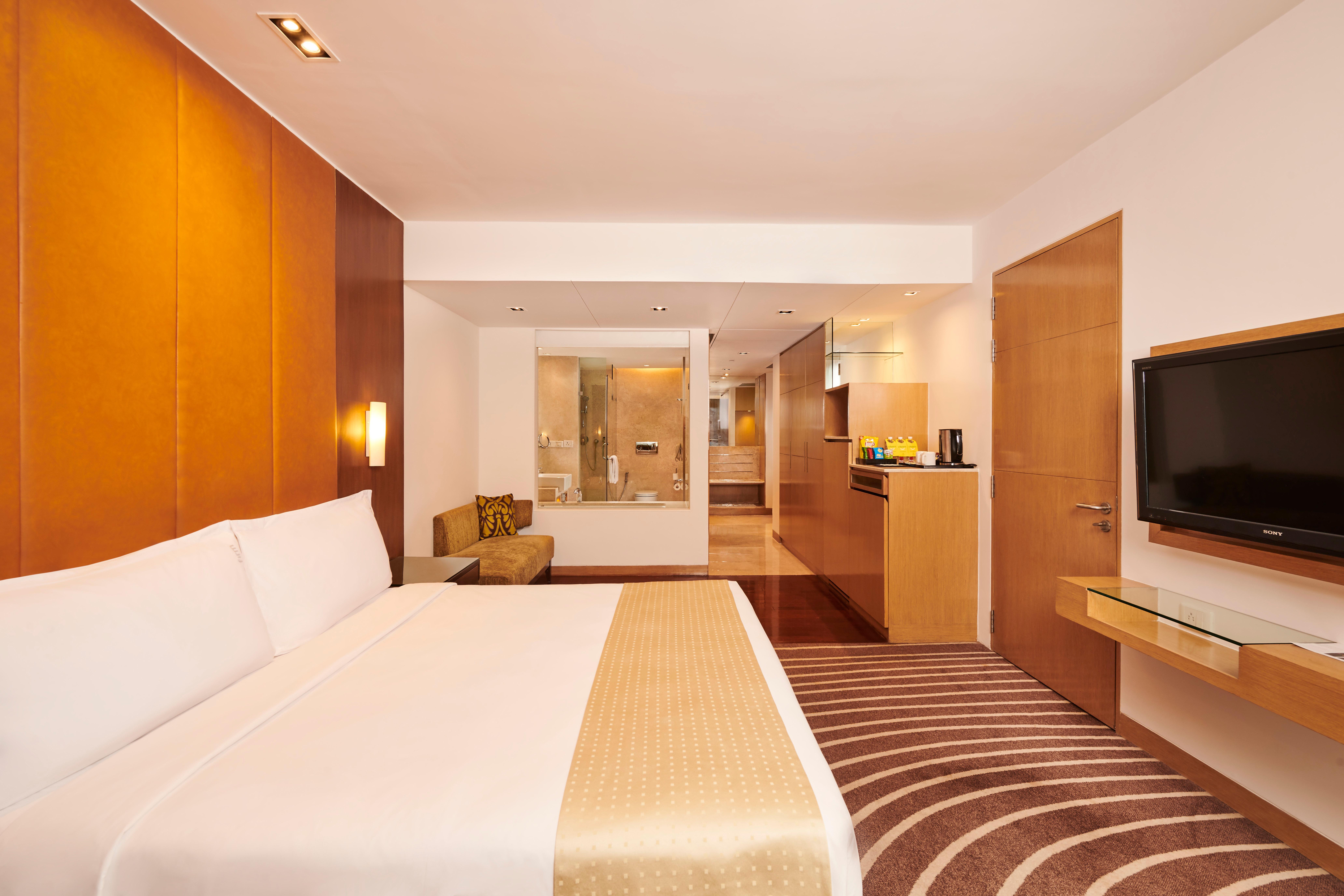 Holiday Inn Mumbai International Airport By Ihg Exteriér fotografie A room at the hotel