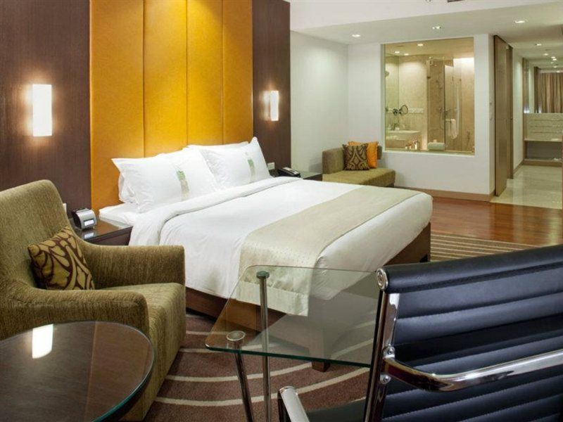 Holiday Inn Mumbai International Airport By Ihg Exteriér fotografie A suite at the hotel